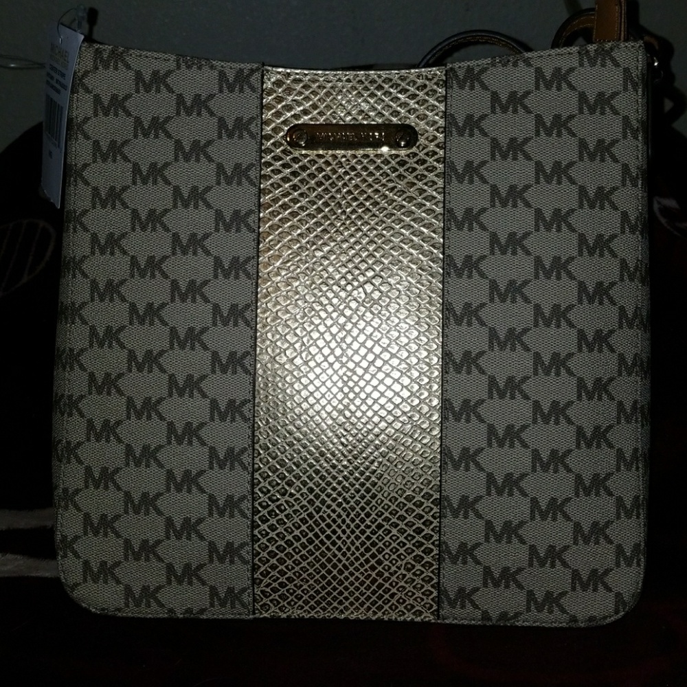 MK LG messenger